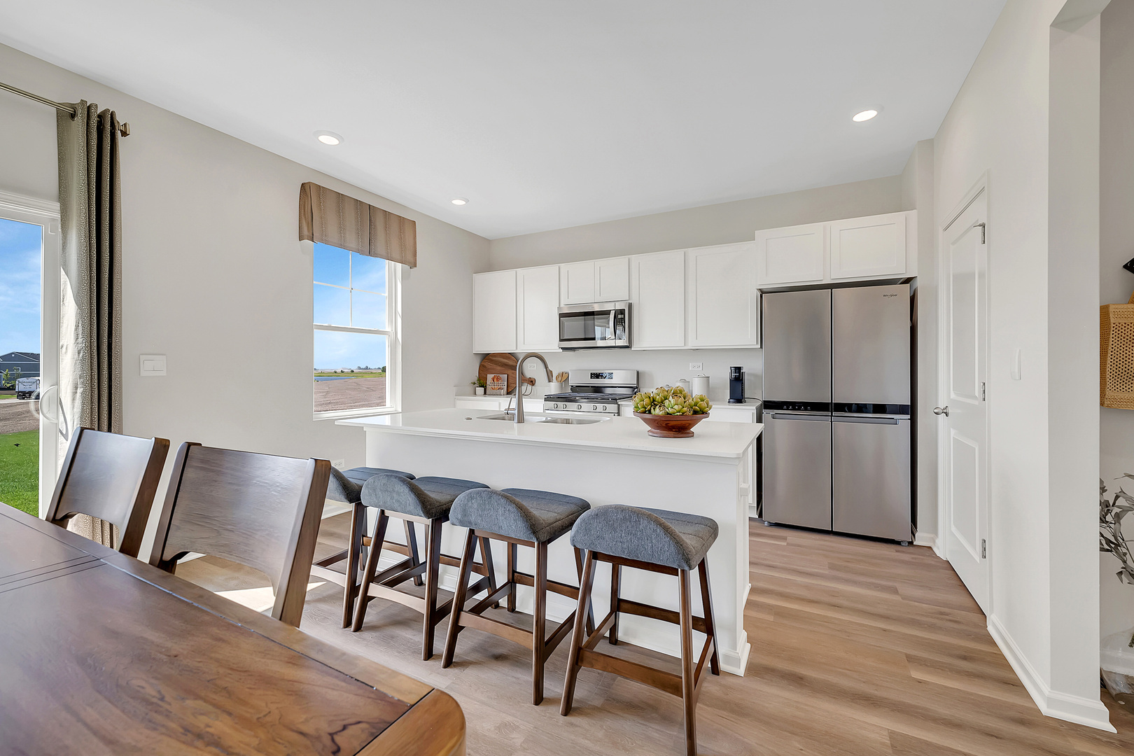 2520 winterberry Trail
