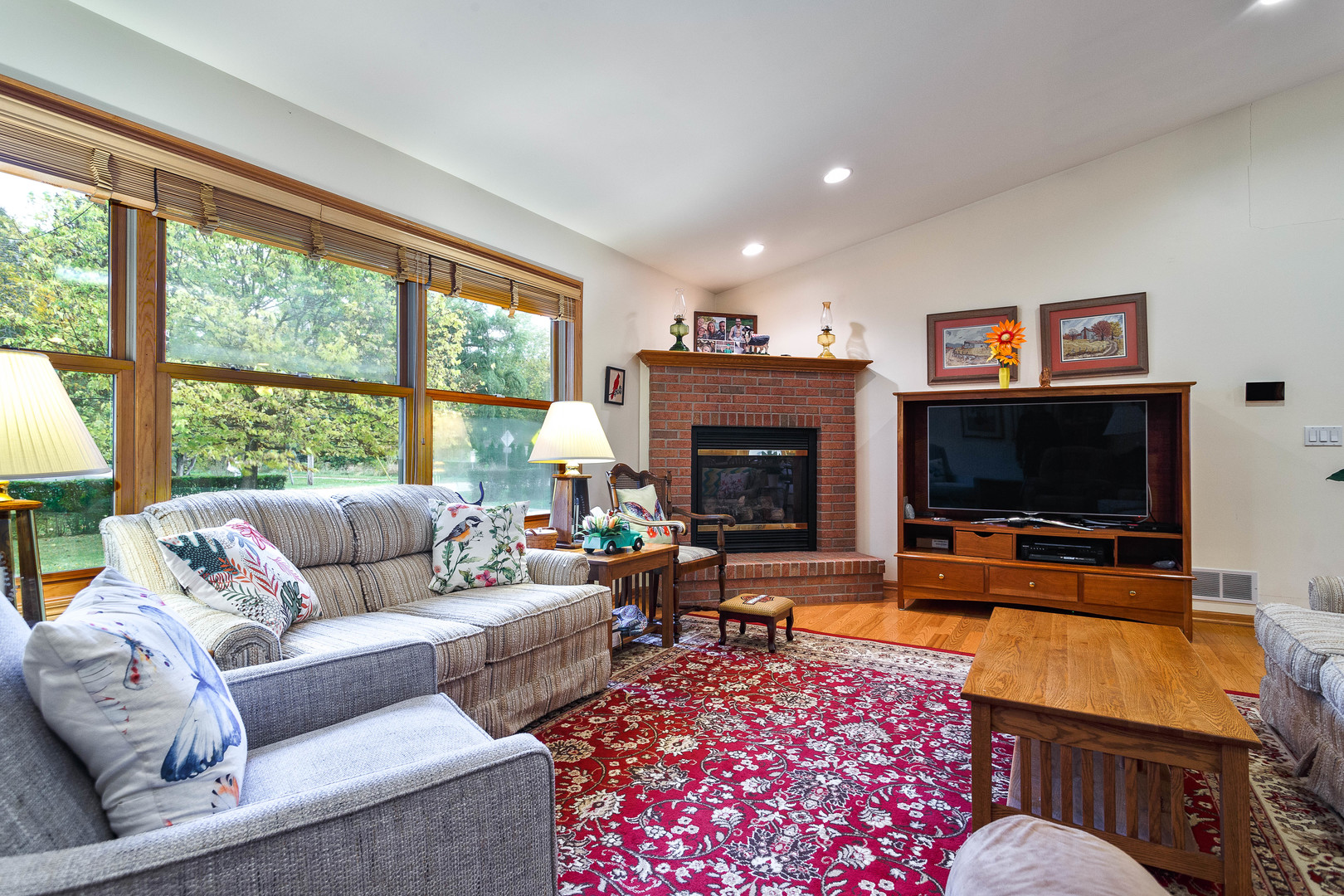 3517 Glen Flora Avenue