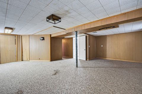 Tiny photo for 288 N Lincoln Avenue, Mundelein, IL 60060 (MLS # 12475637)