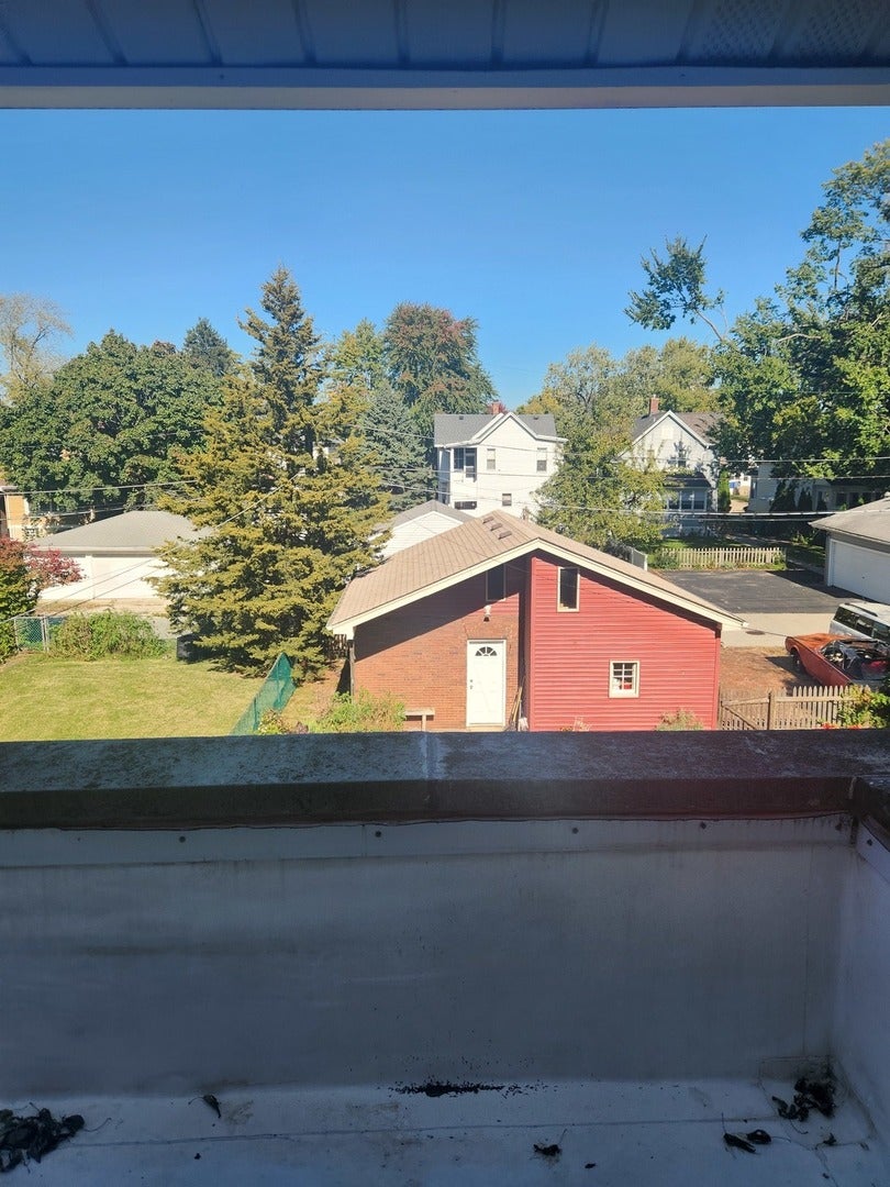 817 Buell Avenue