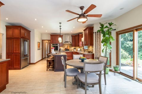 Tiny photo for 946 E Krista Court, Palatine, IL 60074 (MLS # 12705568)