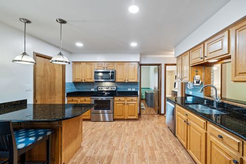 Tiny photo for 8408 Willow West Drive, Willow Springs, IL 60480 (MLS # 12466135)