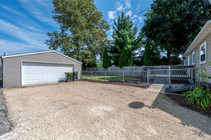 539 Central Avenue