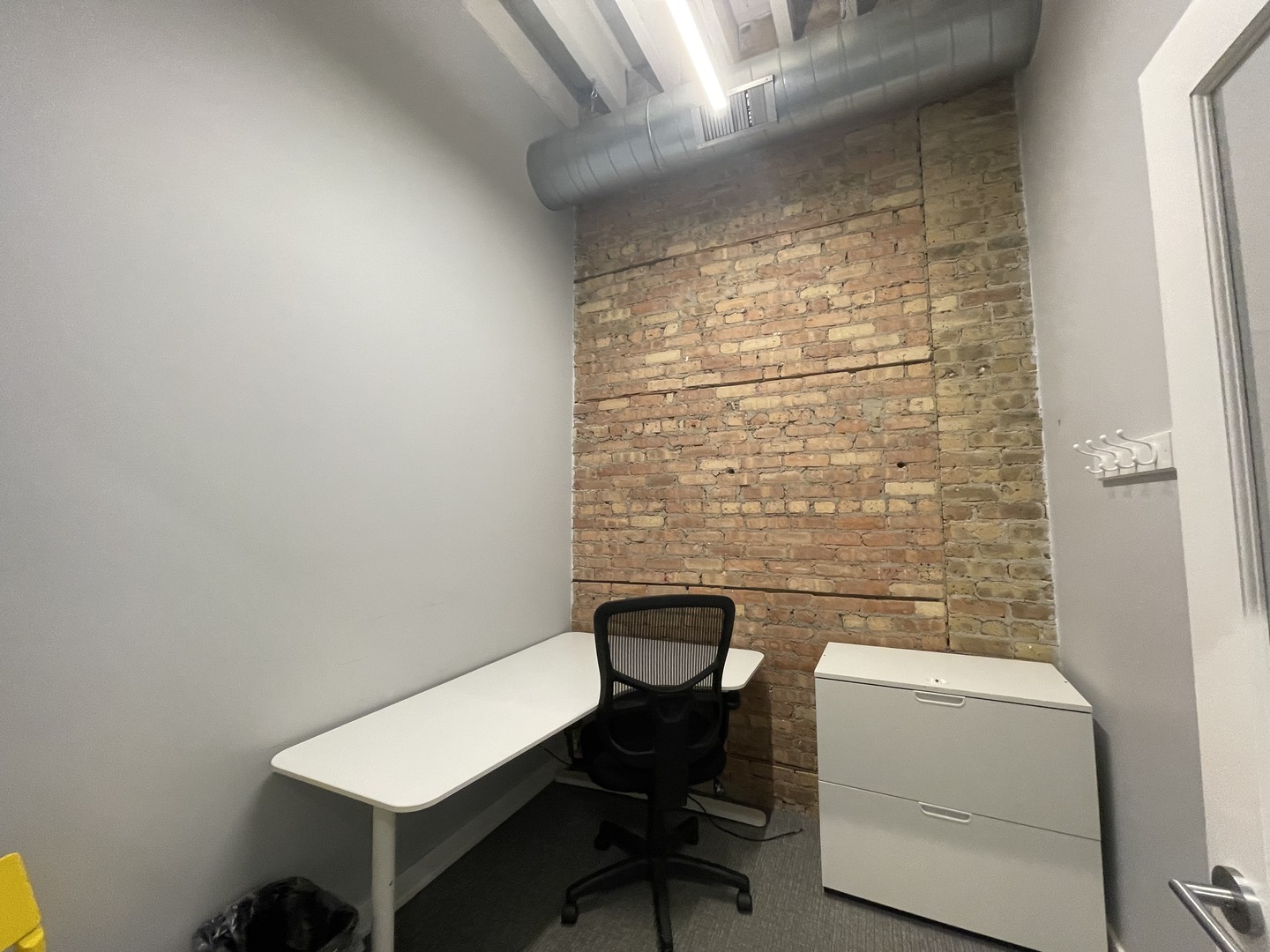 357 W Chicago Avenue 200