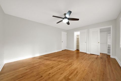 Tiny photo for 2006 W Farwell Avenue, Chicago, IL 60645 (MLS # 12598914)