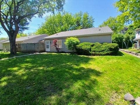 Tiny photo for 12 Fernwood Drive #O, Bolingbrook, IL 60440 (MLS # 12738530)