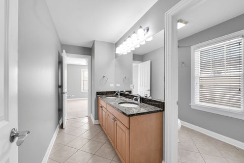 Tiny photo for 141 Walnut Street, Libertyville, IL 60048 (MLS # 12614505)