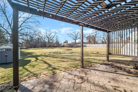 Tiny photo for 141 Walnut Street, Libertyville, IL 60048 (MLS # 12614505)