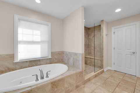 Tiny photo for 141 Walnut Street, Libertyville, IL 60048 (MLS # 12614505)