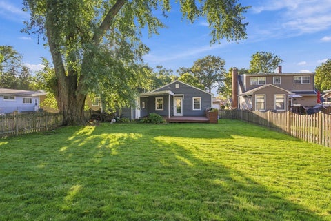 Tiny photo for 559 S Park Road, Lombard, IL 60148 (MLS # 12780100)