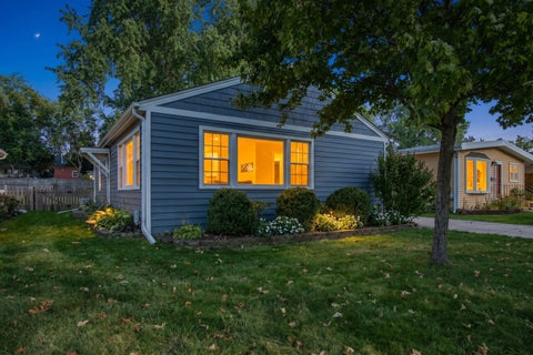 Tiny photo for 559 S Park Road, Lombard, IL 60148 (MLS # 12780100)