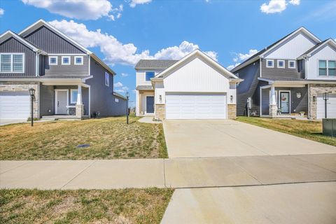 Tiny photo for 4508 Legends Drive, Champaign, IL 61822 (MLS # 12460221)