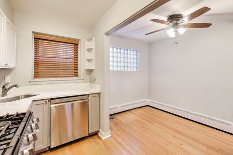 Tiny photo for 1039 Randolph Street #1W, Oak Park, IL 60302 (MLS # 12546167)