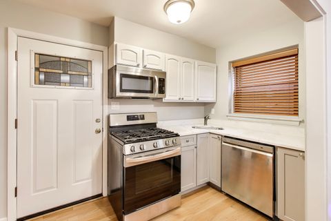 Tiny photo for 1039 Randolph Street #1W, Oak Park, IL 60302 (MLS # 12546167)