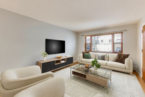 Tiny photo for 1039 Randolph Street #1W, Oak Park, IL 60302 (MLS # 12546167)
