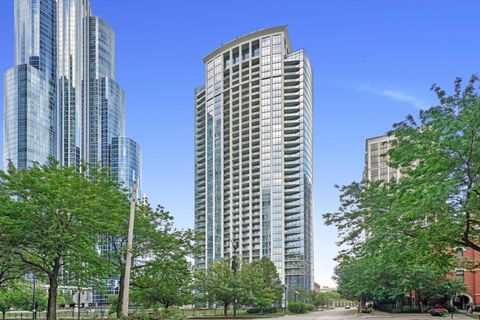 Photo of 1235 S Prairie Avenue #603, Chicago, IL 60605 (MLS # 12598973)