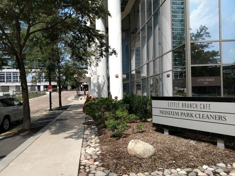Tiny photo for 1235 S Prairie Avenue #603, Chicago, IL 60605 (MLS # 12598973)
