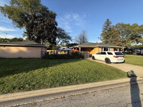 Tiny photo for 2324 Hermon Avenue, Zion, IL 60099 (MLS # 12787325)