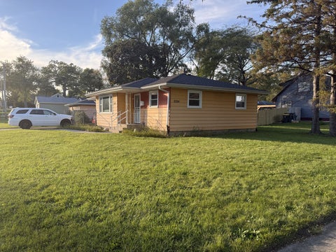 Tiny photo for 2324 Hermon Avenue, Zion, IL 60099 (MLS # 12787325)