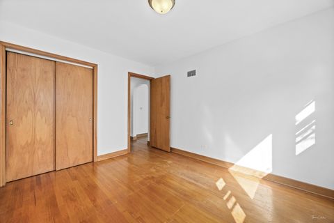 Tiny photo for 5334 N Melvina Avenue, Chicago, IL 60630 (MLS # 12487344)