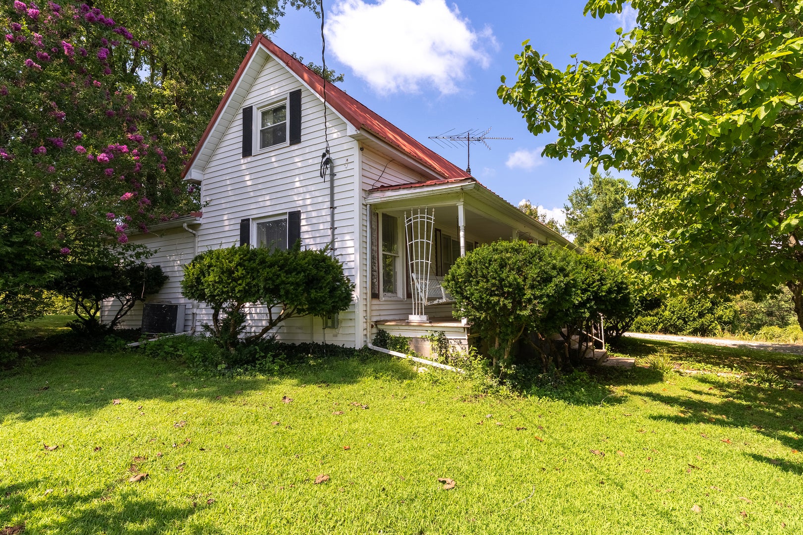200 Crestview Drive