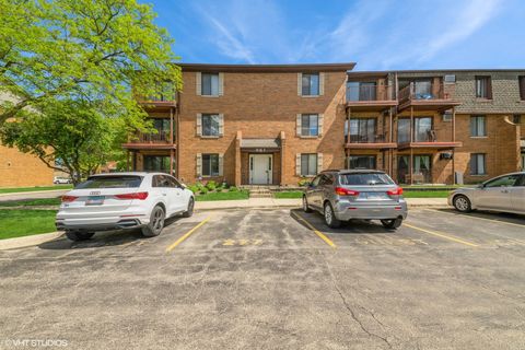 661 N Briar Hill Lane 6 Addison IL 60101