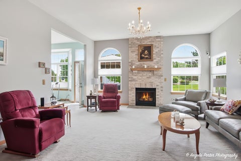 Tiny photo for 4641 4th Street, Winthrop Harbor, IL 60096 (MLS # 12694081)