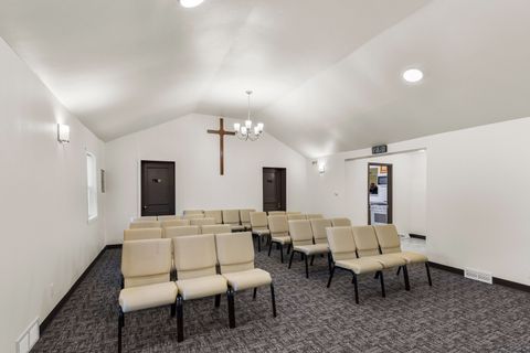 Tiny photo for 702 Cambridge Avenue, Rockford, IL 61102 (MLS # 12574454)