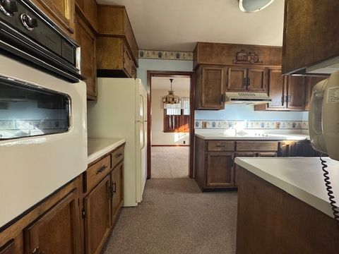 Tiny photo for 307 N Linden Street, Clinton, IL 61727 (MLS # 12518627)