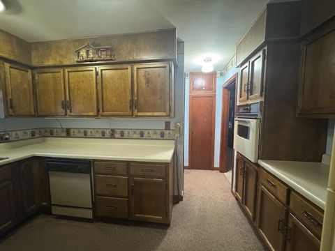 Tiny photo for 307 N Linden Street, Clinton, IL 61727 (MLS # 12518627)