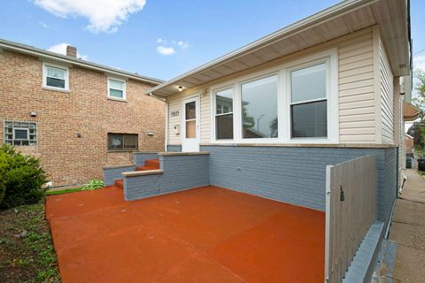 Tiny photo for 7317 W Pensacola Avenue, Norridge, IL 60706 (MLS # 12640183)