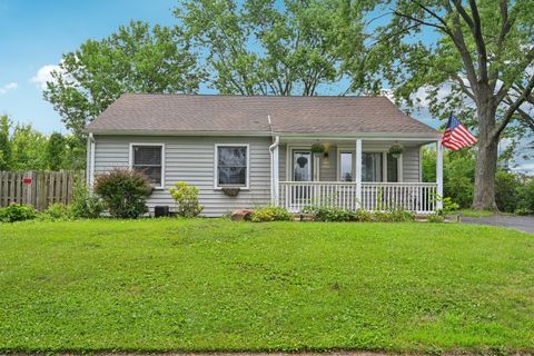 1005 E Lilac Drive Palatine IL 60074