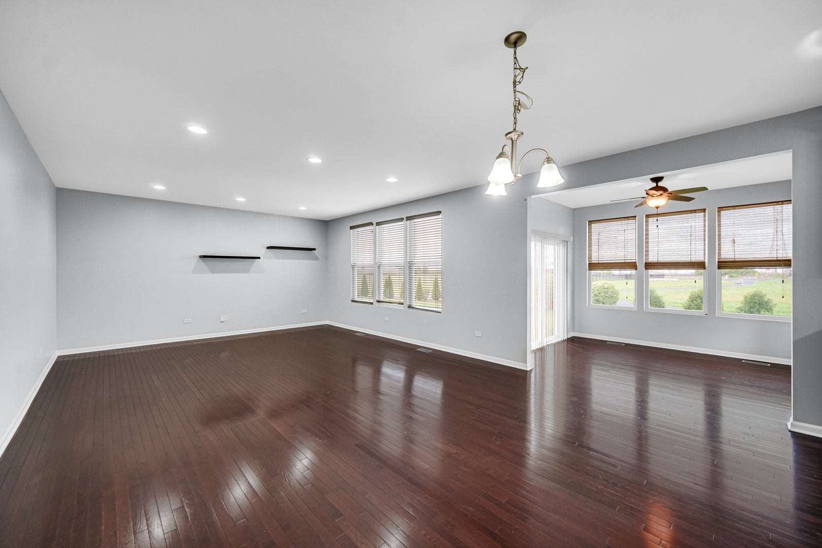 4323 FRASER Circle