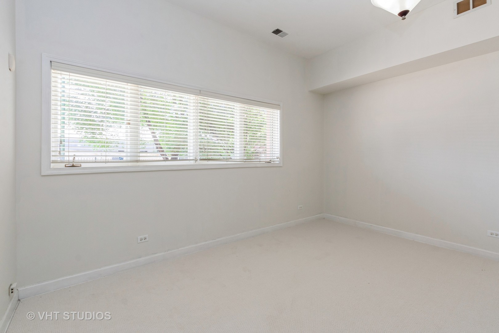 817 W Superior Street 1
