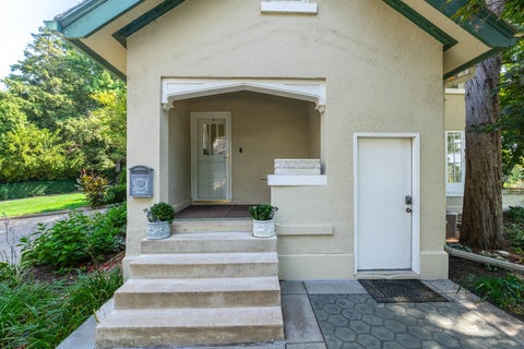 Tiny photo for 2740 Nichols Lane, Davenport, IA 52803 (MLS # 12748649)