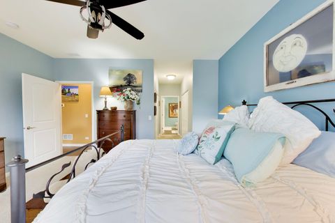 Tiny photo for 927 Camden Street #B, McHenry, IL 60050 (MLS # 12620271)