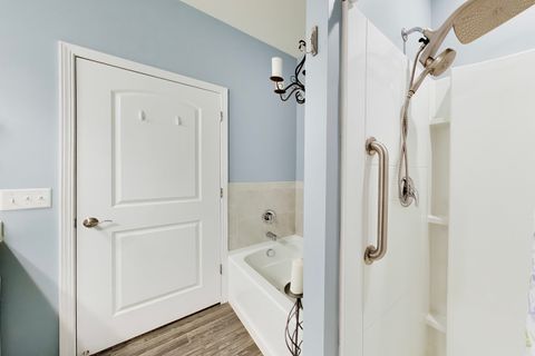 Tiny photo for 927 Camden Street #B, McHenry, IL 60050 (MLS # 12620271)