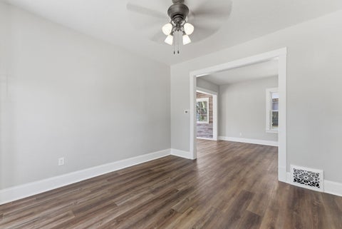 Tiny photo for 940 Jones Street, Bettendorf, IA 52722 (MLS # 12650723)