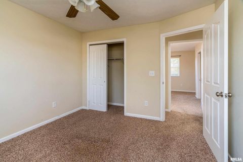 Tiny photo for 1304 HAZEL Street, Johnston City, IL 62951 (MLS # EB460333)