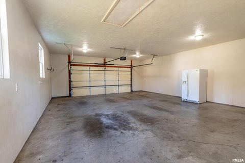 Tiny photo for 1304 HAZEL Street, Johnston City, IL 62951 (MLS # EB460333)