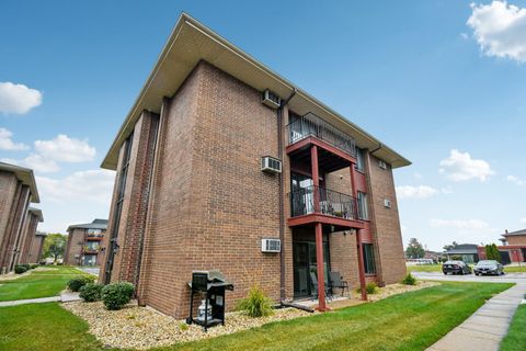 Tiny photo for 15728 Terrace Drive #RO1, Oak Forest, IL 60452 (MLS # 12490079)