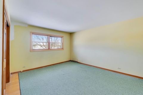 Tiny photo for 413 S Carol Lane, Mount Prospect, IL 60056 (MLS # 12555118)