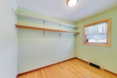 Tiny photo for 413 S Carol Lane, Mount Prospect, IL 60056 (MLS # 12555118)