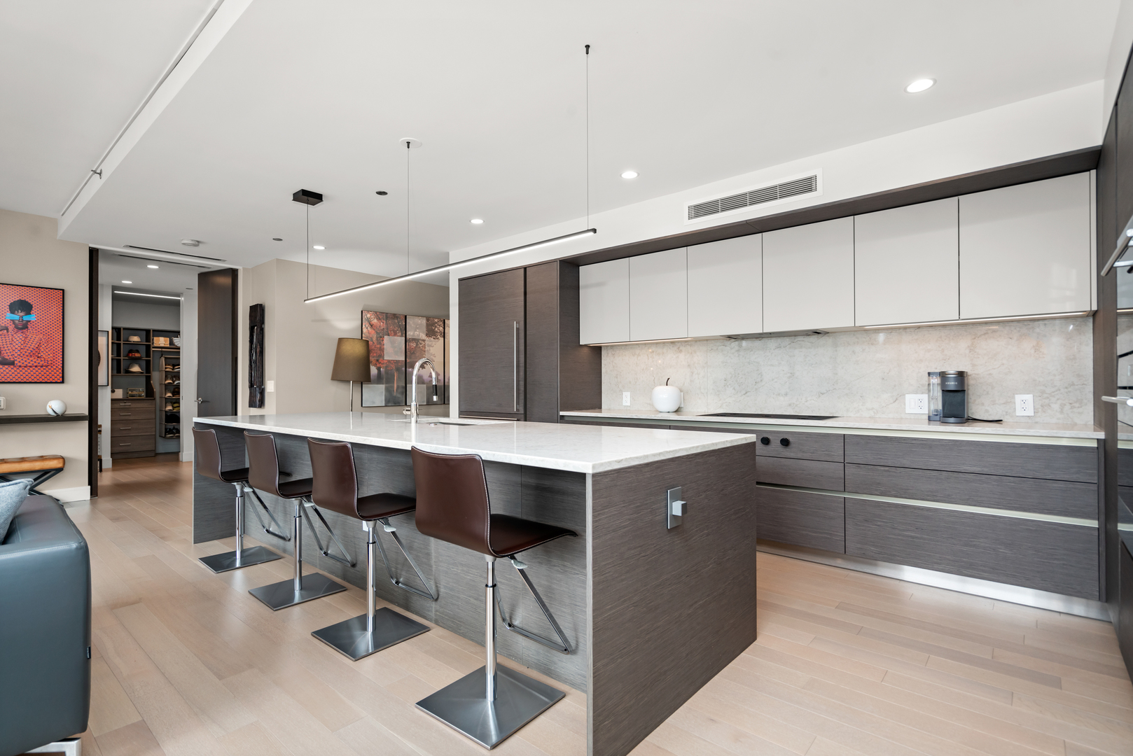 366 W Superior Street 501