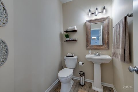 Tiny photo for 1618 Thornbury Drive #122-4, Bartlett, IL 60103 (MLS # 12486151)