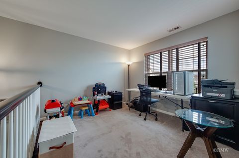 Tiny photo for 1618 Thornbury Drive #122-4, Bartlett, IL 60103 (MLS # 12486151)