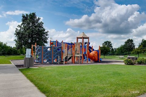 Tiny photo for 1618 Thornbury Drive #122-4, Bartlett, IL 60103 (MLS # 12486151)