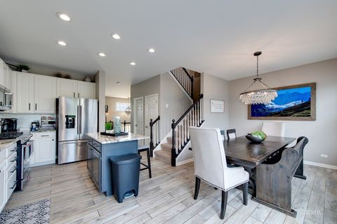 Tiny photo for 1618 Thornbury Drive #122-4, Bartlett, IL 60103 (MLS # 12486151)