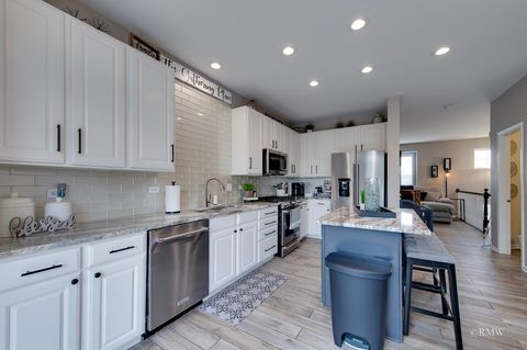 Tiny photo for 1618 Thornbury Drive #122-4, Bartlett, IL 60103 (MLS # 12486151)