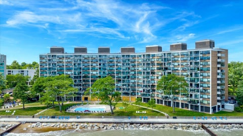 Tiny photo for 1630 Sheridan Road #9G, Wilmette, IL 60091 (MLS # 12702347)